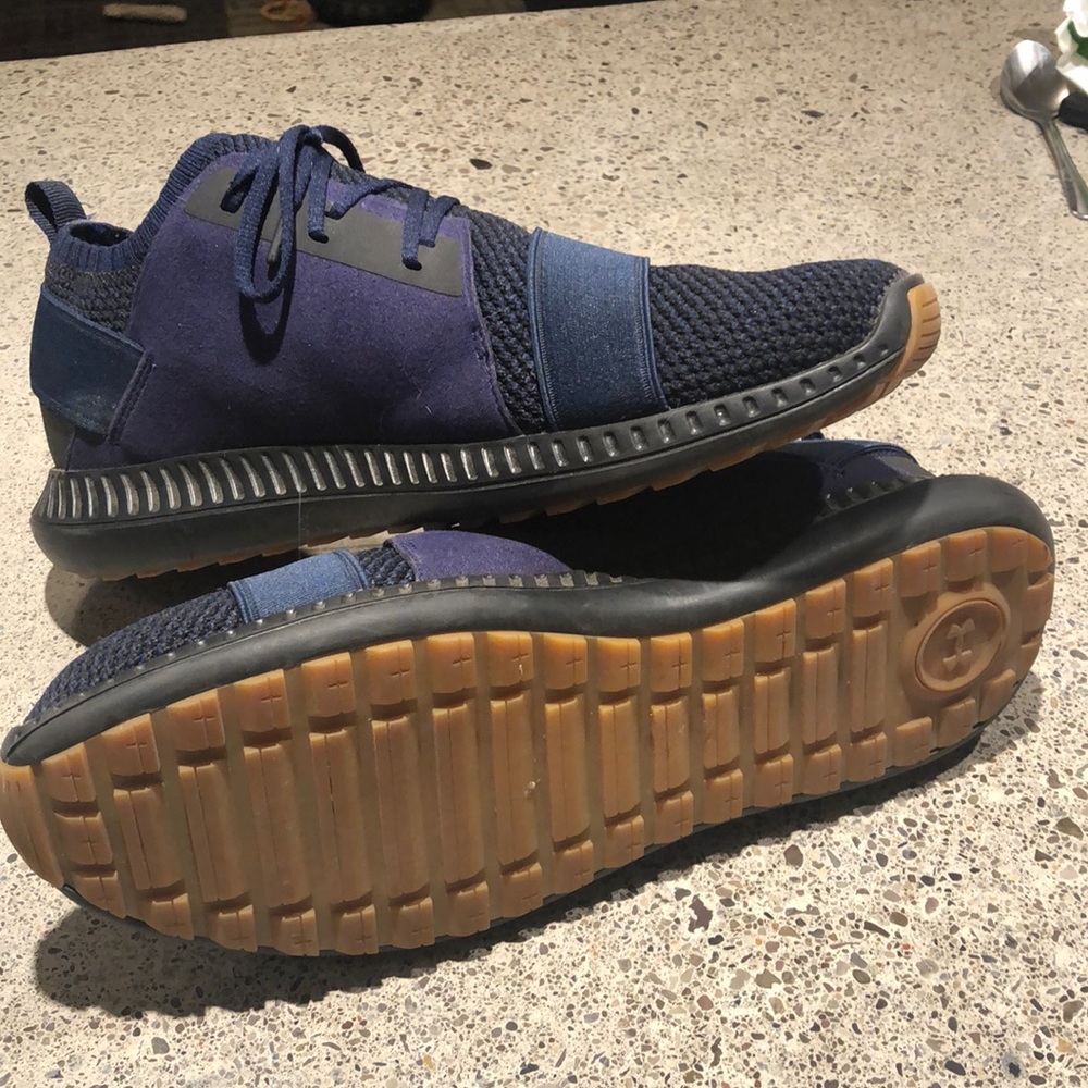 Under Armour Sneakers - Picture 3 of 6